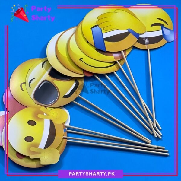 12pcs/Set Emoji Theme Photo Booth Props For Emoji Theme Birthday Party Celebrations